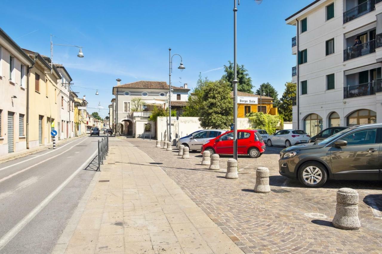 Апартаменти Borgo Sole Чіттаделла Екстер'єр фото